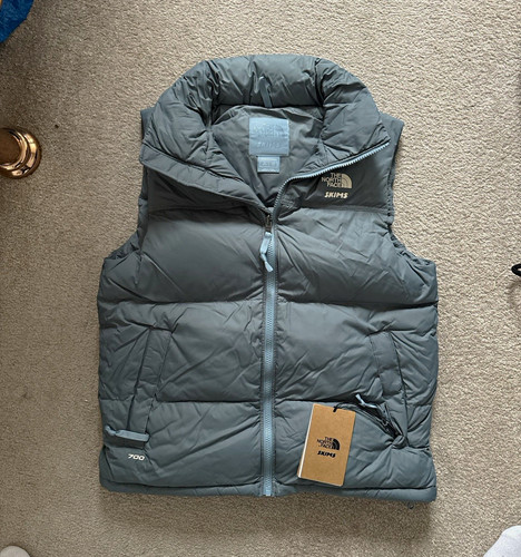 The north face skims - the,